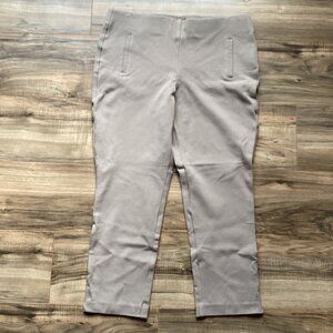 Chico's Juliet Ponte Pull On Cropped Pant Size 12